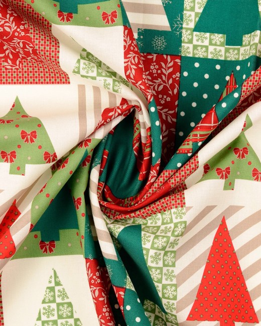 Coupon popeline – motif Sapins de Noël