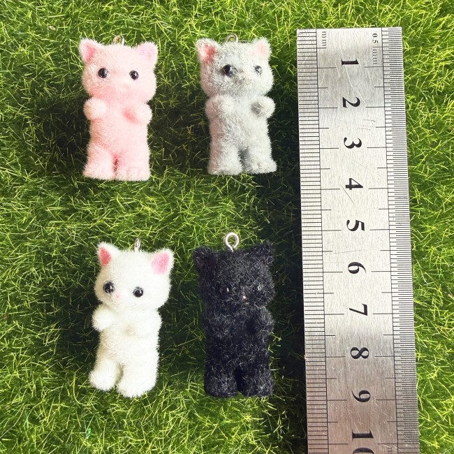 breloques chats tout doux avec règle pour échelle