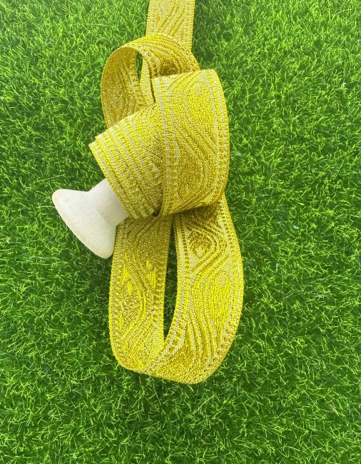 Ruban scintillant, décoré d'ornements en lurex au tissage dense, vendu par lot de 3 mètres