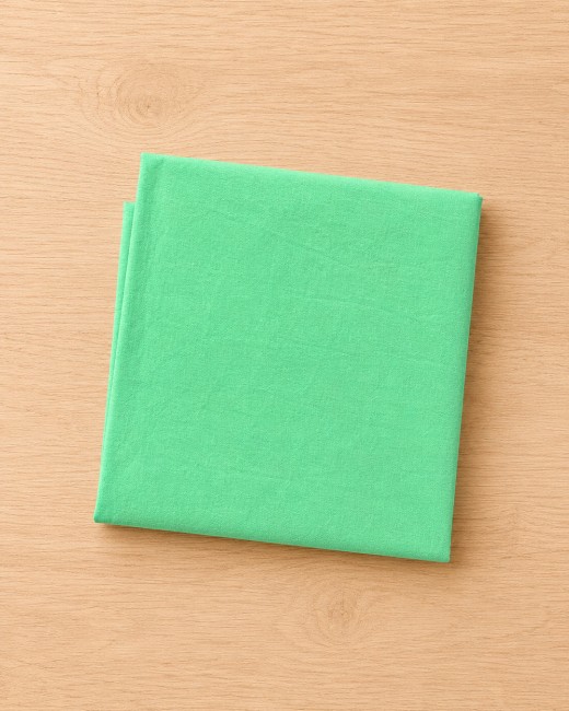 Coupon 100% popeline de coton, couleur unie Vert Pomme pour créations couture DIY
