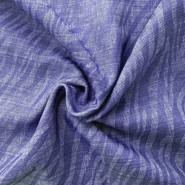 tissu effet chambray bleu motif zébré