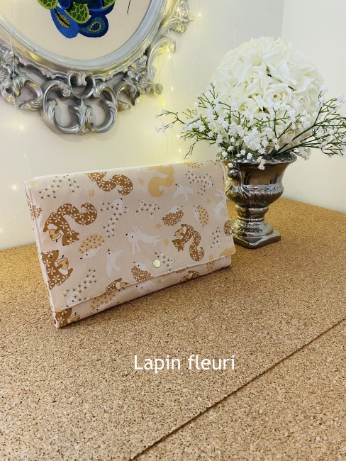 Lapin fleuri