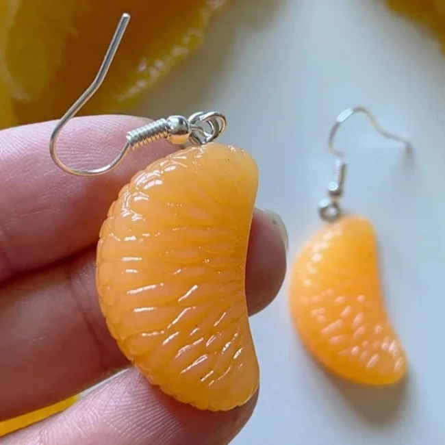 Boucles d'oreilles quartier de mandarine en acrylique