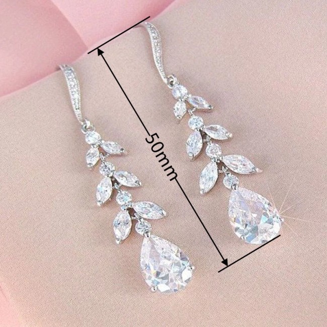 Boucles d’oreilles mariée strass goutte brillante