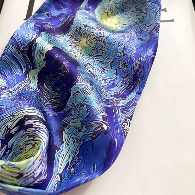 Foulard La Nuit étoilée à fermoir magnétique