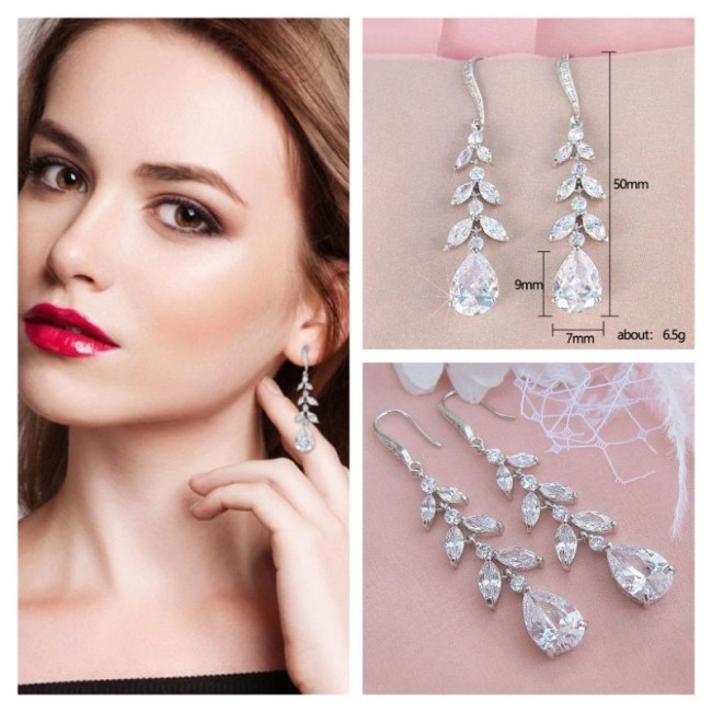 Boucles d’oreilles pendantes strass bijou de soirée femme