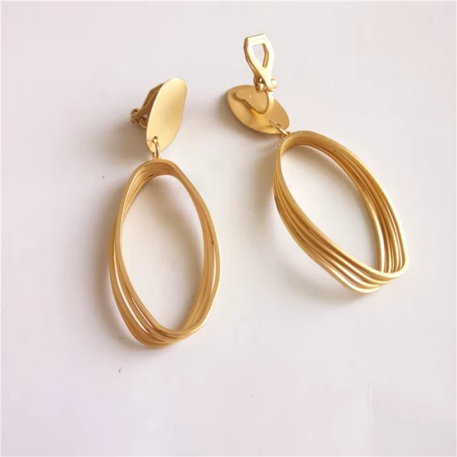 Boucles d'oreilles clips sans piercing – vue détaillée
