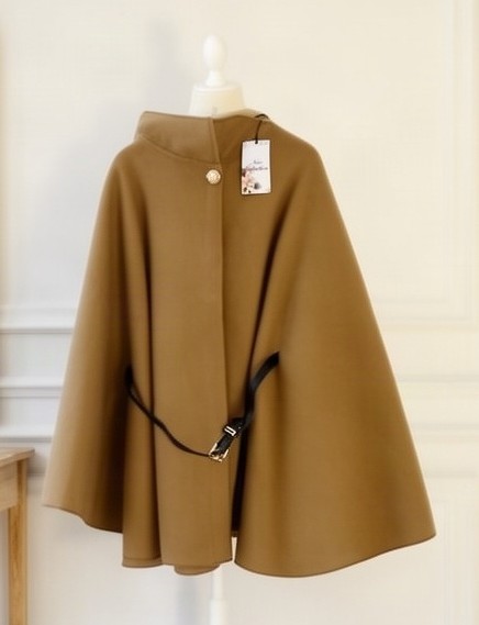 Manteau style Cape Camel