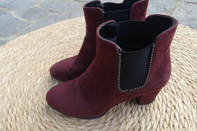 BOTTINES BORDEAUX EN SUEDINE