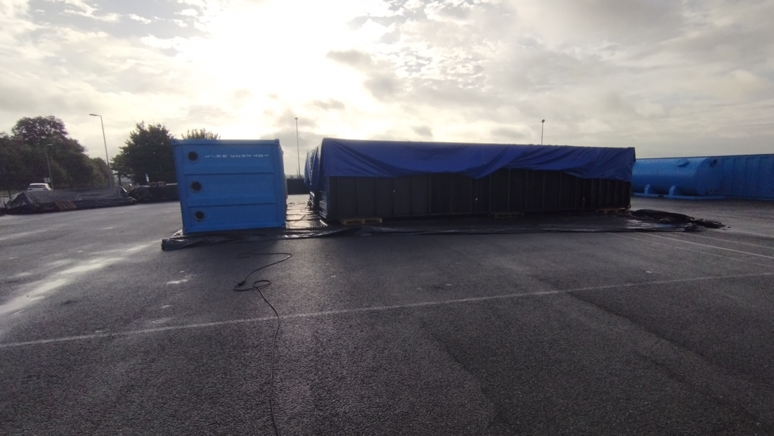 Containers maritimes 40 pieds protection bâche et toit préparation grenaillage