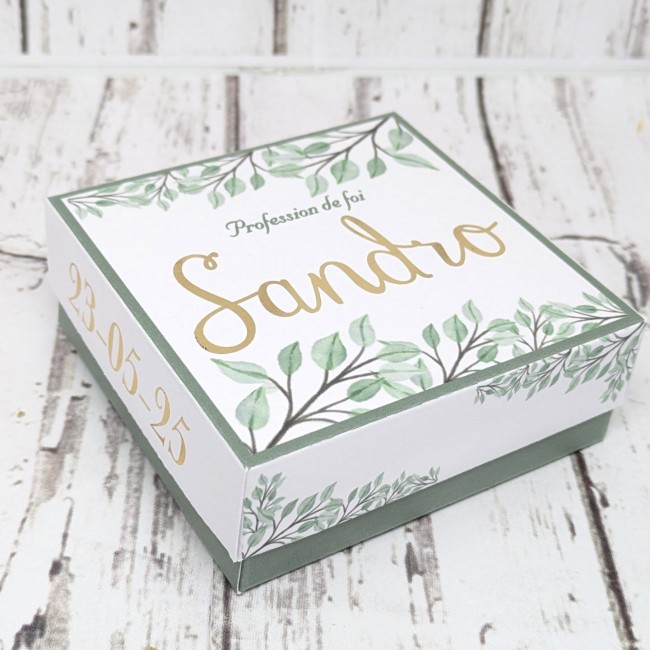 boite-dragees-communion-vert-sauge-personnalisee (1)