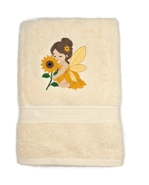 Serviette brodée personnalisée avec prénom et motif fille au tournesol