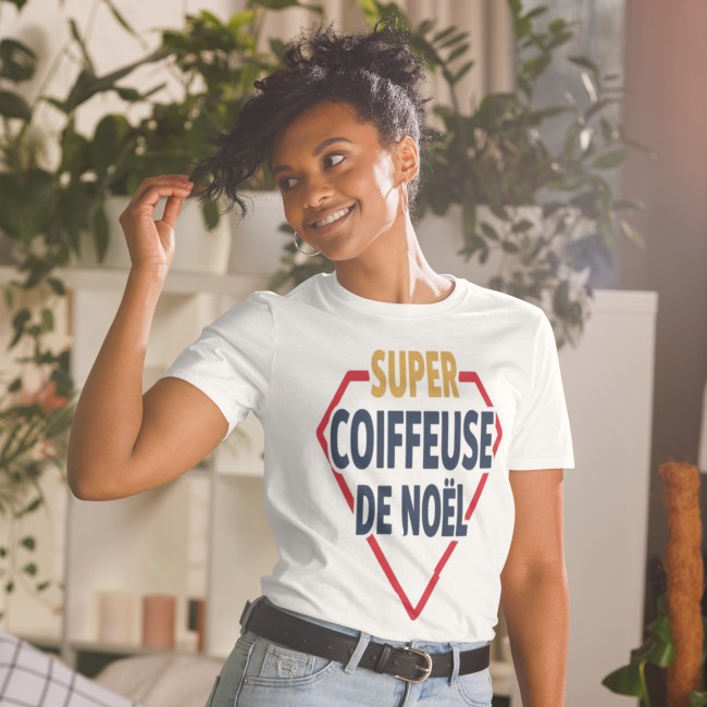 Tee-shirt Noël Personnalisé travail. Super coiffeuse de Noël (2)