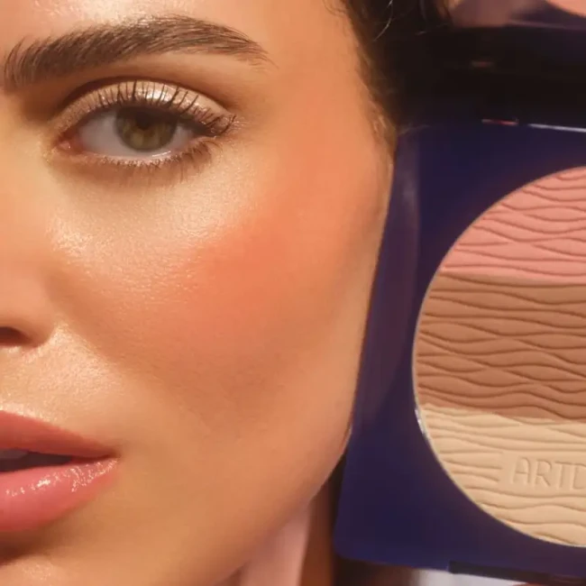 All Seasons Bronzing Powder - Limited Ocean Wave Design - Artdeco-capbeaute2