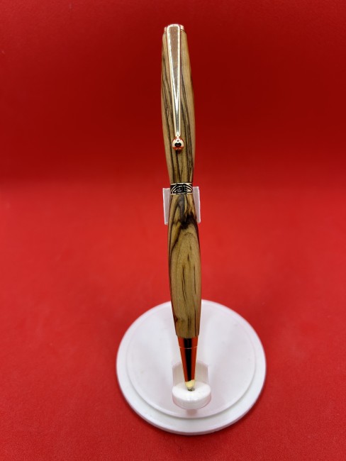 Stylo à bille en bois d’olivier de Bethléem – vue principale