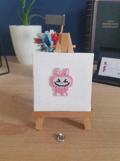 Pin's labubu tissage perles miyuki