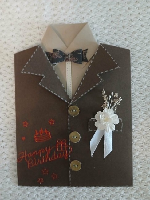 CARTE COSTUME anniversaire 1