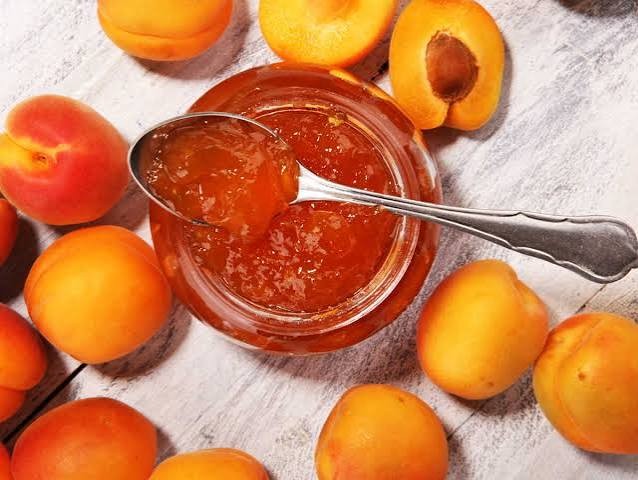 Confiture Abricot Romarin 2