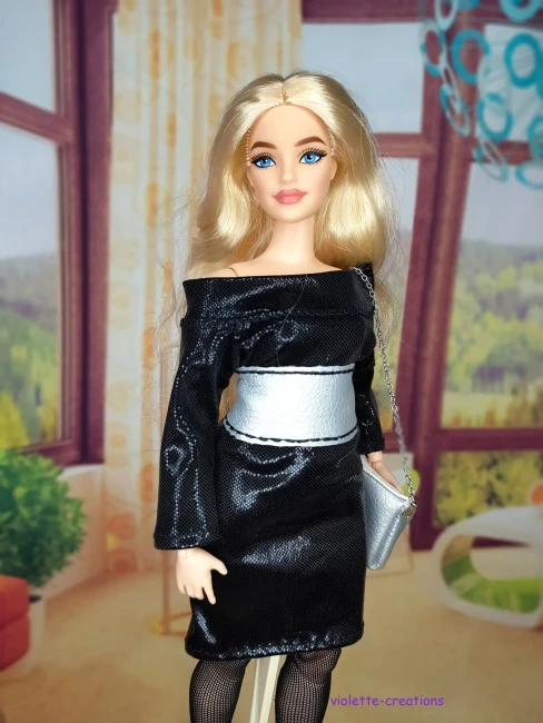 Robe de soirée noire et argentée faite main pour poupée poupée Barbie Curvy avec sac assorti