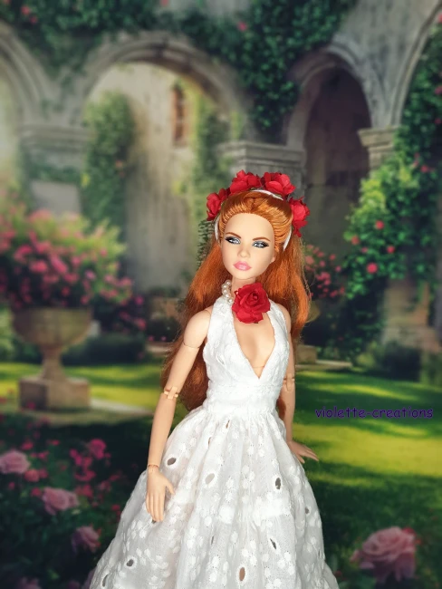 Robe longue en broderie anglaise artisanale pour poupée mannequin 29 cm type Barbie – violette-créations