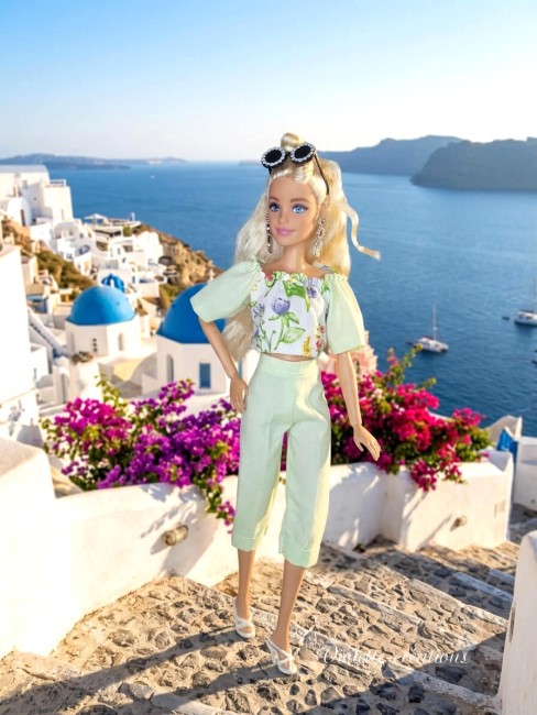 tenue-poupeee-ete-vert-menthe-haut-fleuri Ensemble fait main vert menthe et haut fleuri pour poupée Barbie