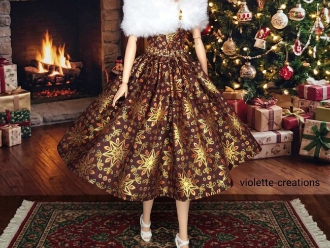 Robe de Noël élégante pour poupée Barbie avec motifs dorés et étole en fausse fourrure