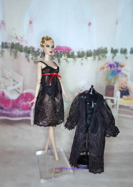 Tenue de nuit pour poupée type Barbie, déshabillé noir en dentelle et nuisette avec ruban rouge