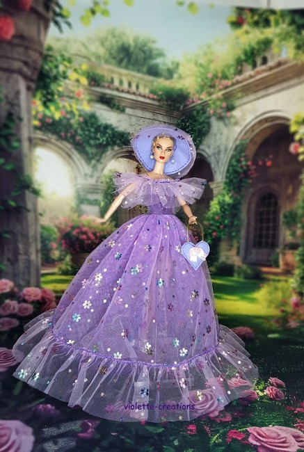 Robe princesse lilas en tulle avec fleurs scintillantes pour poupée Barbie