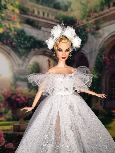 Robe de princesse féerique en tulle étoilé blanc pour poupée 30 cm par Violette-créations