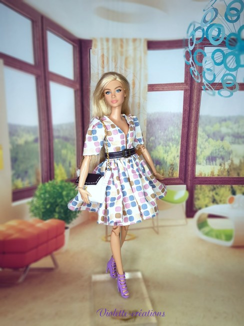 robe-barbie-motifs-pastel-avec-ceinture-en-simili (2)