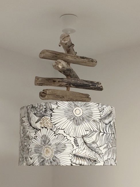 lustre bois fleurs noit blanc 40
