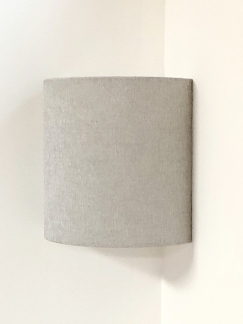 applique d'angle gris clair 