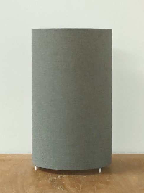lampe gris foncé