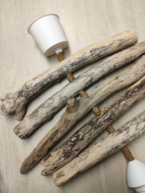 lustre bois flotté fleurs roses