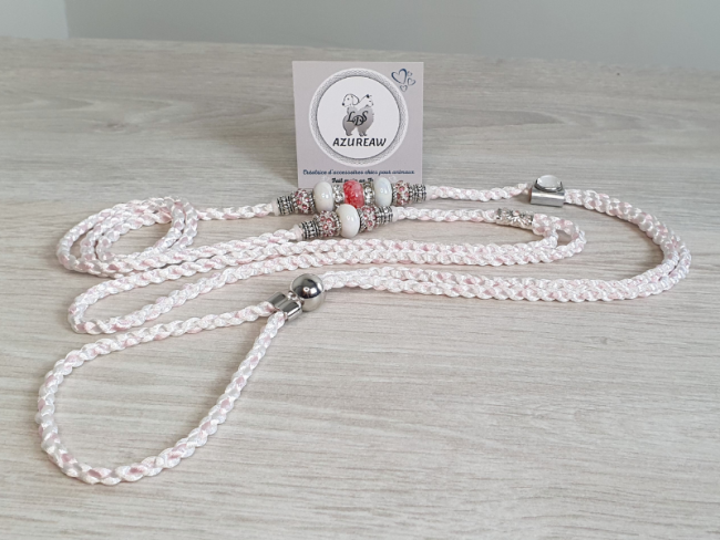 Laisse d’exposition Élégance Poudrée Azureaw, tressée blanc et rose bébé avec perles - Édition Saint-Valentin