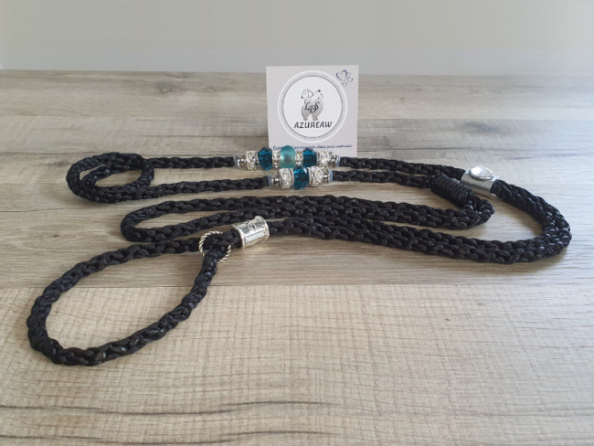 Laisse d’exposition NOCTURNE TURQUOISE – Noir et turquoise avec perles | Azureaw Laisse d’exposition NOCTURNE TURQUOISE noir avec perles turquoise et argent | Azureaw