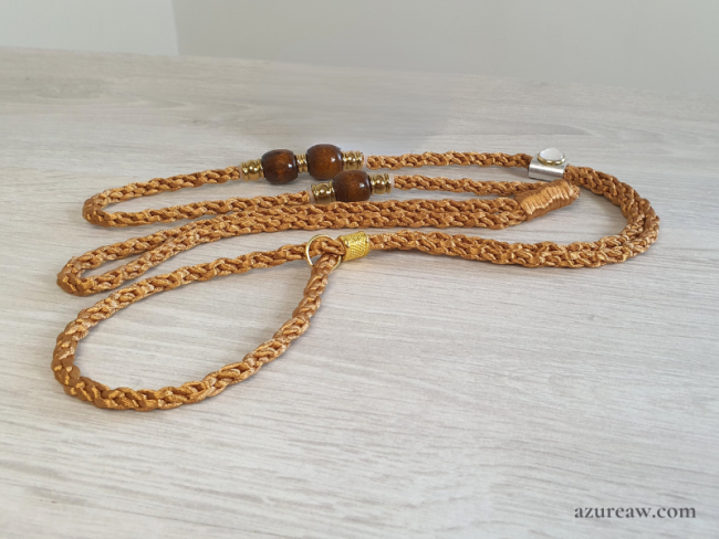 Laisse de présentation chien couleur caramel élégante et résistante