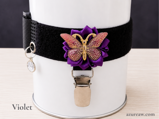 Brassard porte-numéro Fleur papillon Violet - Fait main Brassard porte-numéro Fleur papillon Violet - Fait main - Azureaw