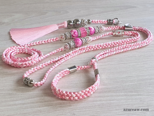 Laisse d’exposition canine Tendresse Rosée Azureaw, Duo de rose avec perles, entièrement tressée main.