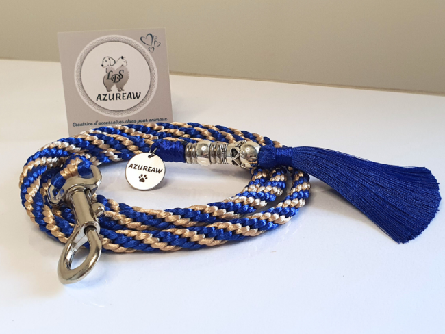 Laisse mousqueton BLEU ROI CHAMPAGNE avec pompon pour moyen et grand chien - Fait main