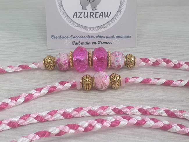 Laisse d’exposition Azureaw tressée fuchsia, rose et blanc avec perles Laisse d’exposition Reflet Rosé Azureaw, tressée fuchsia, rose et blanc avec perles