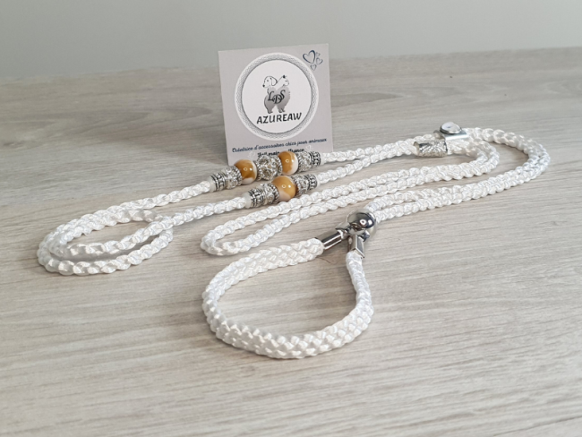 Laisse expositions canines Blanche pour moyen chien - Fait main Laisse expositions canines Blanche pour moyen chien - Fait main