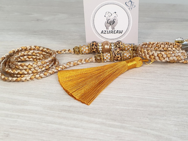 Laisse d’exposition canine Élégance Sauvage tressée champagne et caramel avec perles et pompon doré