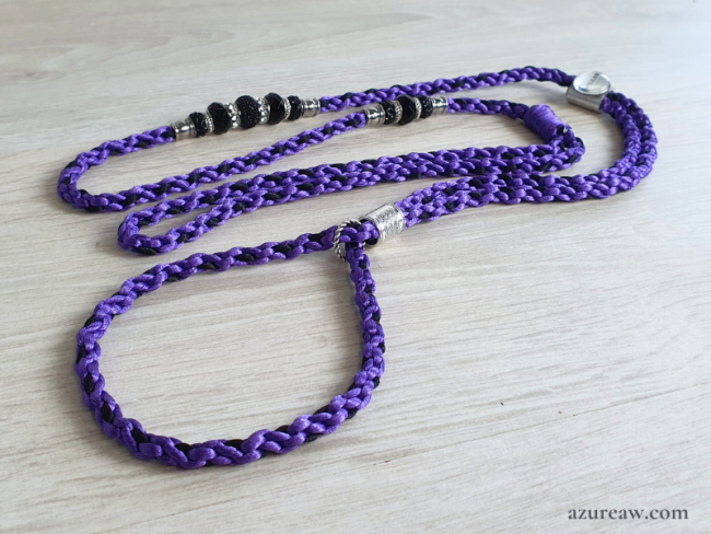 Laisse d’exposition Améthyste Noire, tressée violet et noir avec perles | Azureaw