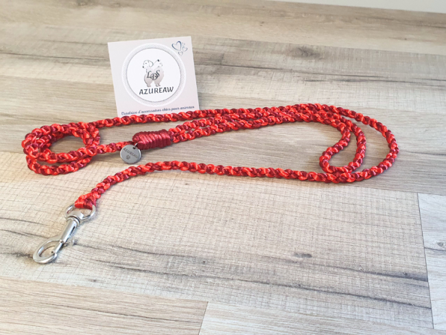 Laisse mousqueton rouge et bordeaux entièrement tressée main – modèle Alliance Rouge & Bordeaux – Azureaw