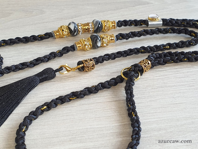 Laisse d’exposition Luxe pour grand chien noire et dorée avec perles et pompon | Azureaw