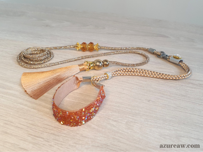 Collier tressé sur laisse exposition scintillante champagne pour mini chien