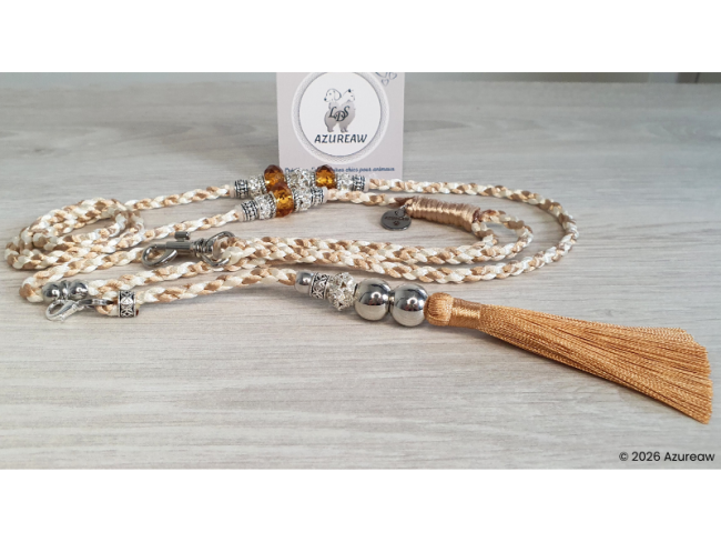 Laisse mousqueton ivoire & Champagne Azureaw poignée et pompon amovible avec perles champagne, finition argentée.