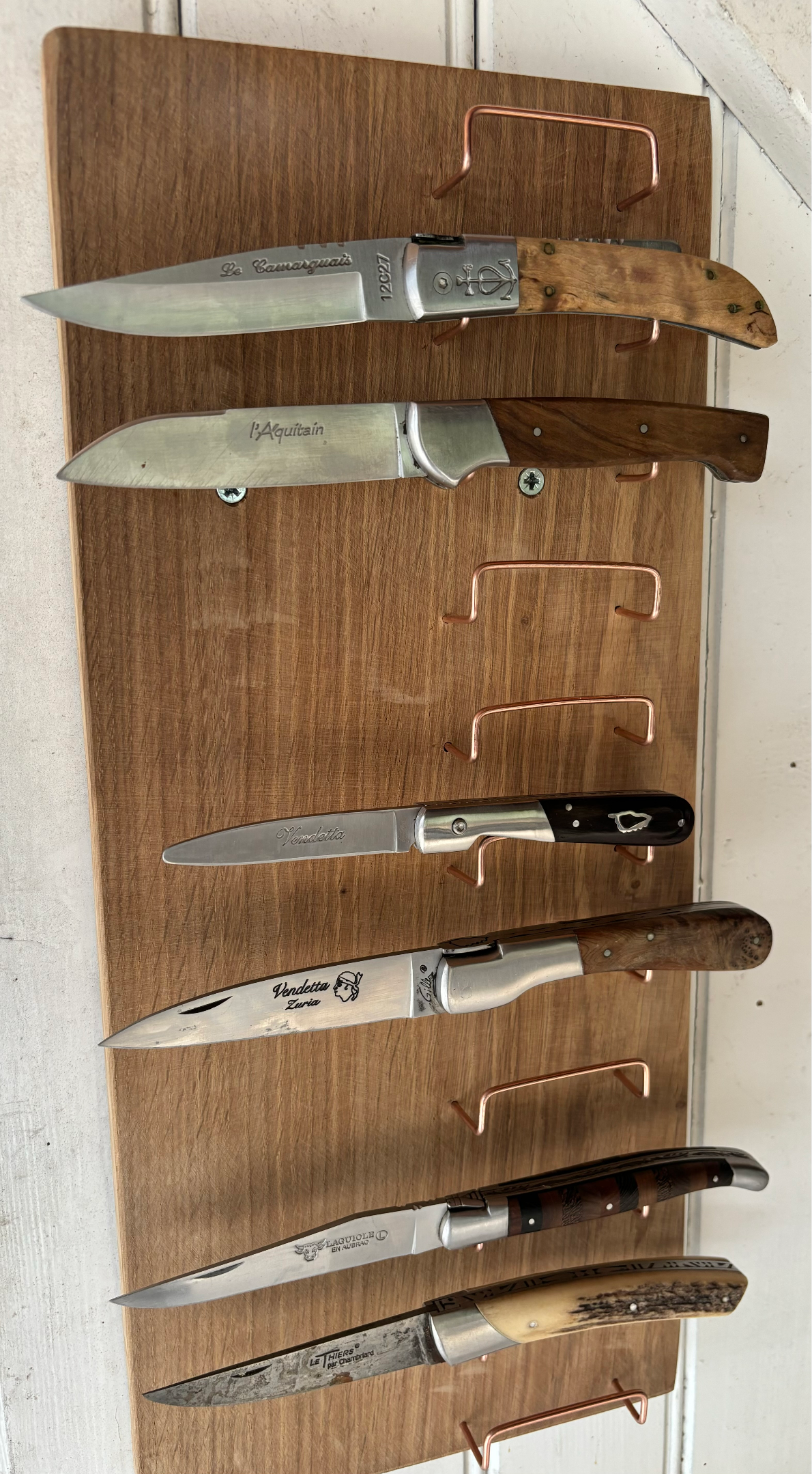 11 couteaux mural avec support à fil