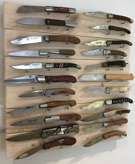 Support mural a fil 22 couteaux Support mural a fil 22 couteaux